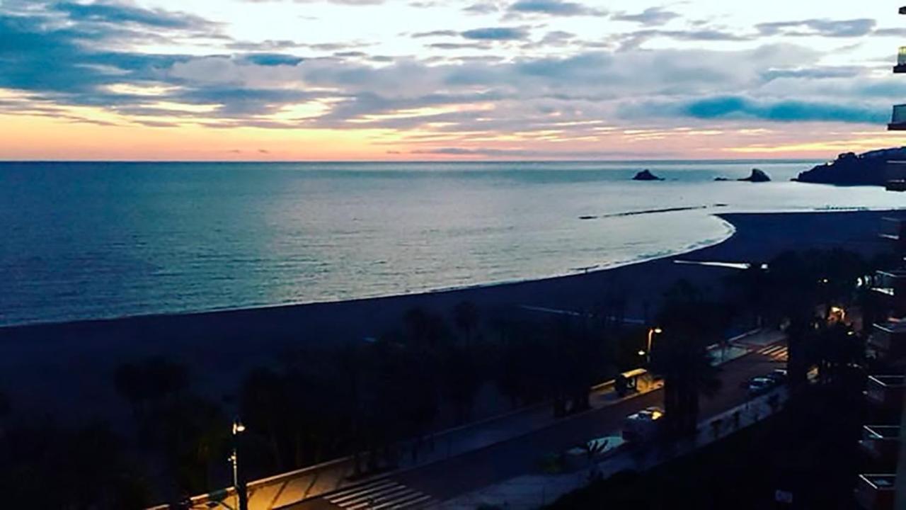 Apartamento En La Playa Con Vistas De Ensueno อัลมูเญการ์ ภายนอก รูปภาพ